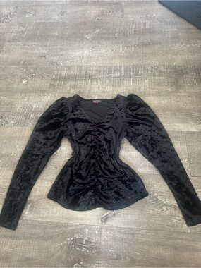 Vince Camuto Black Velvet V-Neck Long Sleeve Top